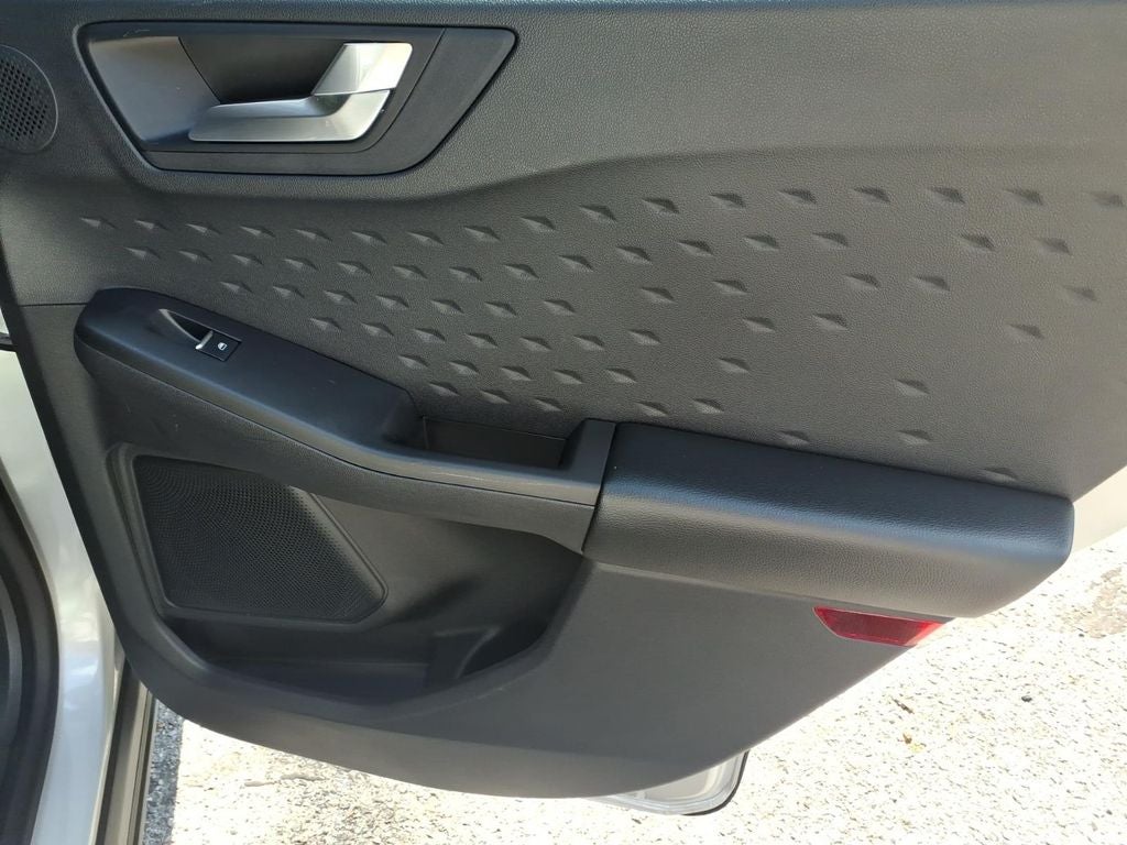 2020 Ford Escape Hybrid Titanium