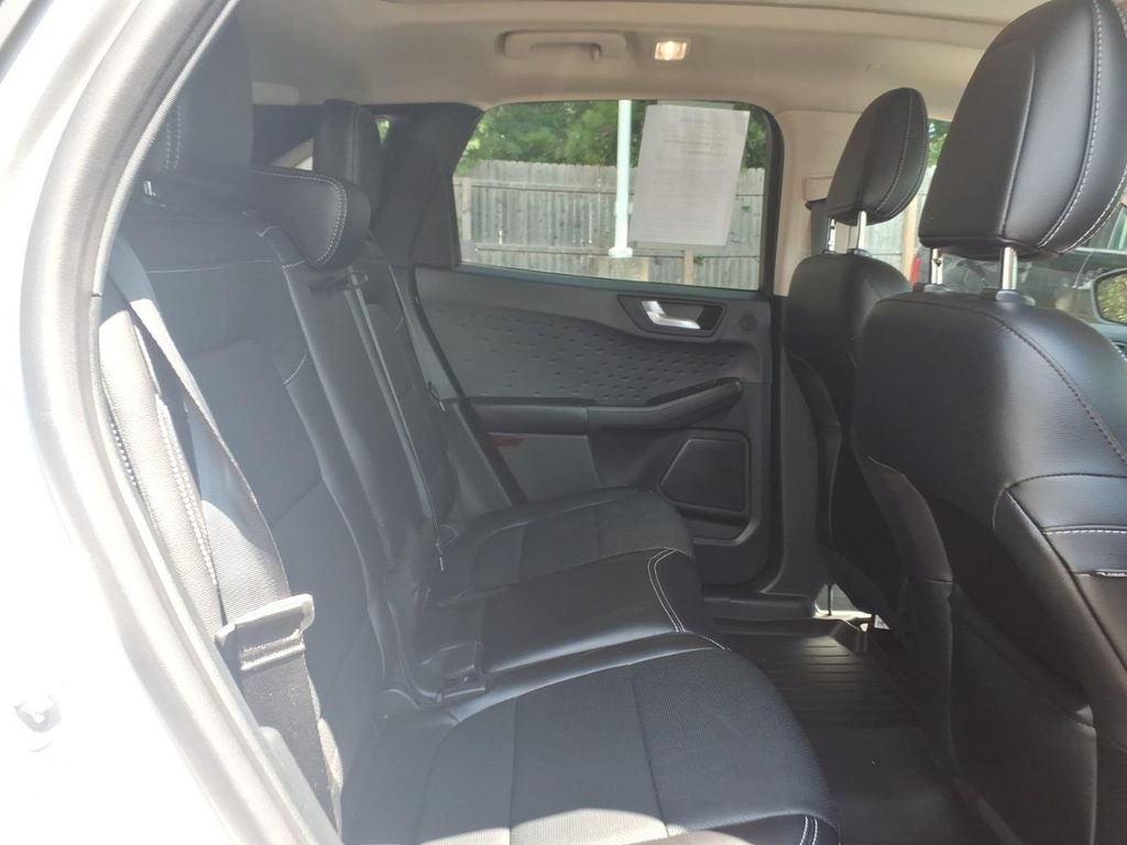 2020 Ford Escape Hybrid Titanium