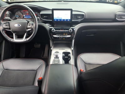 2024 Ford Explorer ST-Line