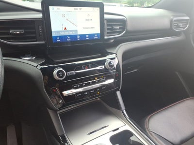 2024 Ford Explorer ST-Line