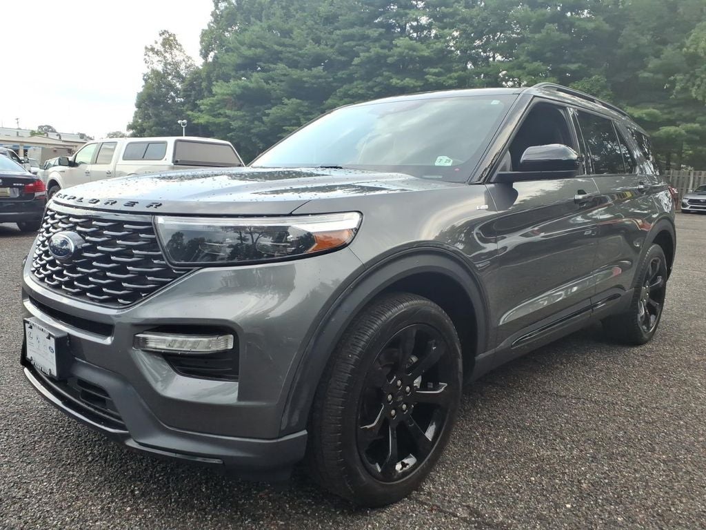 2024 Ford Explorer ST-Line
