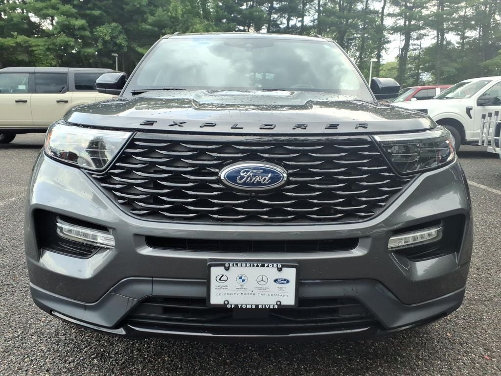 2024 Ford Explorer ST-Line