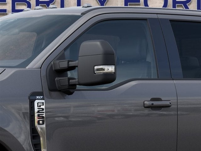 2027 Ford F-250SD XLT