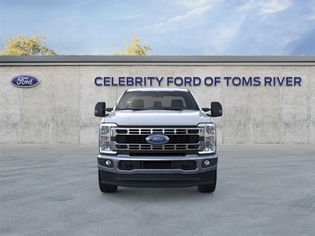 2025 Ford F-350SD XLT