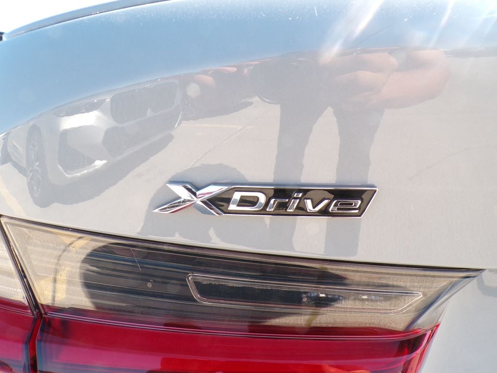 2023 BMW 3 Series 330e xDrive