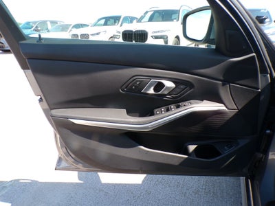 2025 BMW 3 Series 330i xDrive