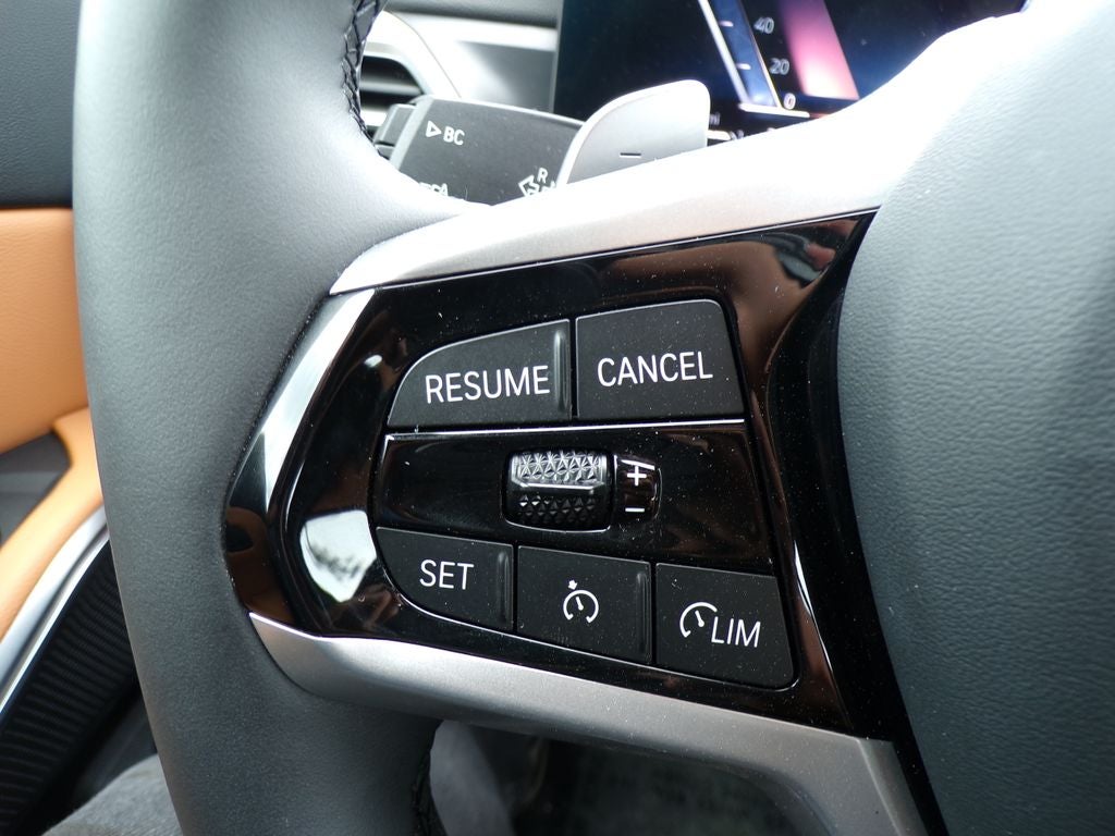 2025 BMW 3 Series 330i xDrive