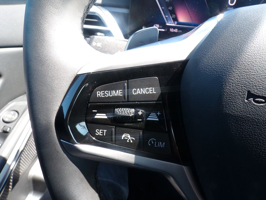 2025 BMW 3 Series 330i xDrive