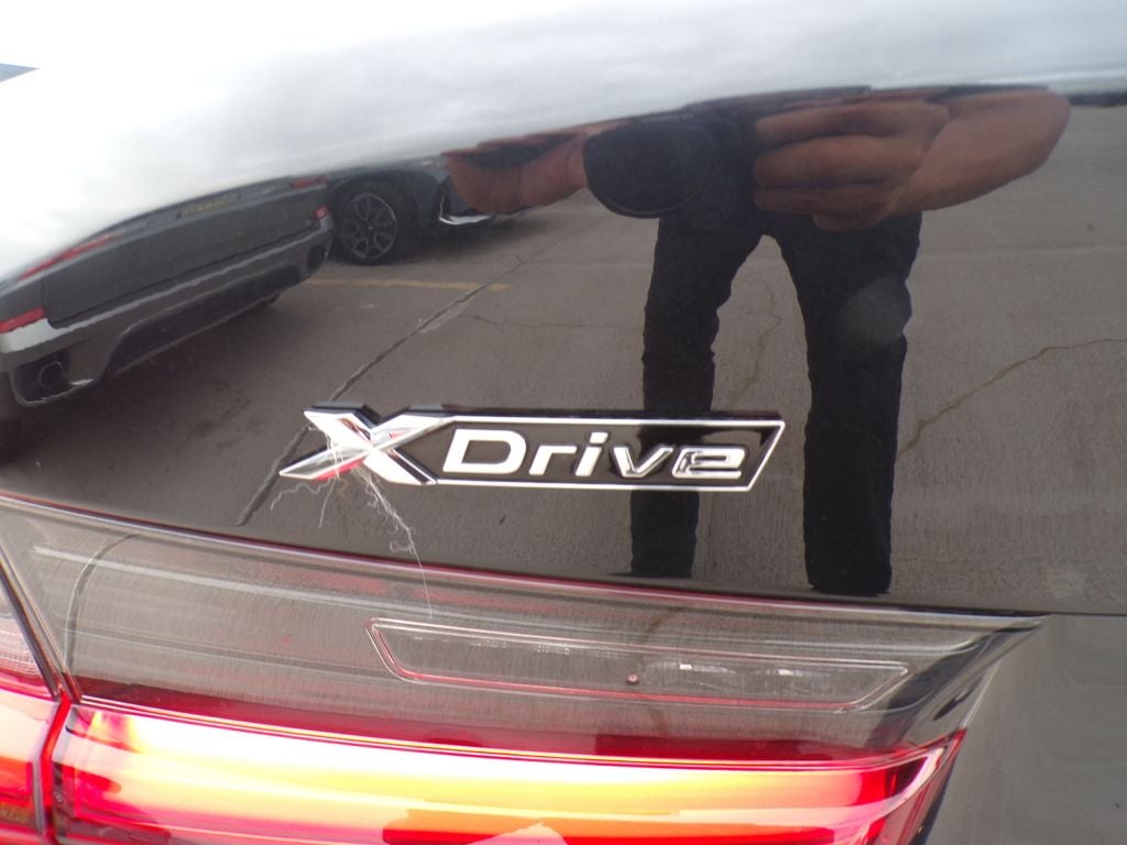 2024 BMW 3 Series 330i xDrive