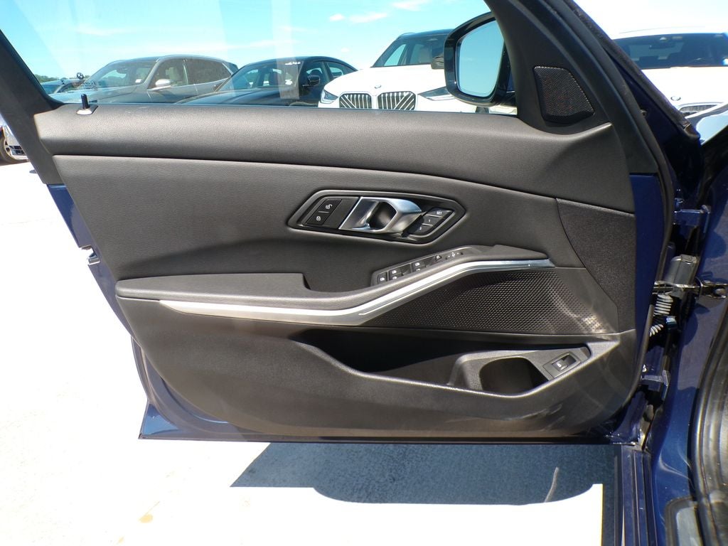 2024 BMW 3 Series 330i xDrive