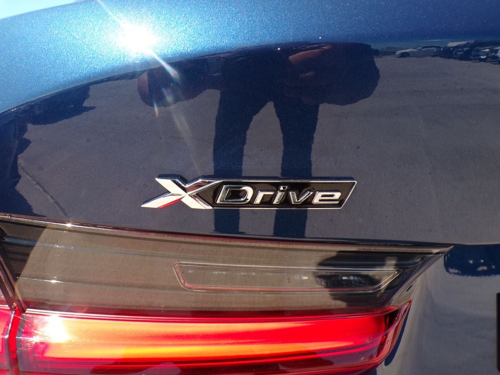 2024 BMW 3 Series 330i xDrive