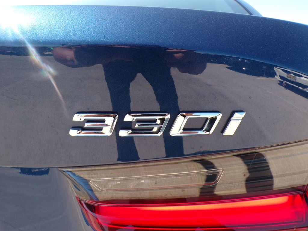 2024 BMW 3 Series 330i xDrive