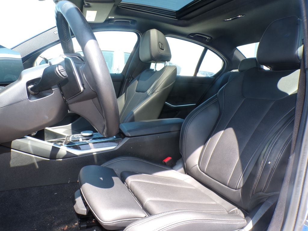 2024 BMW 3 Series 330i xDrive