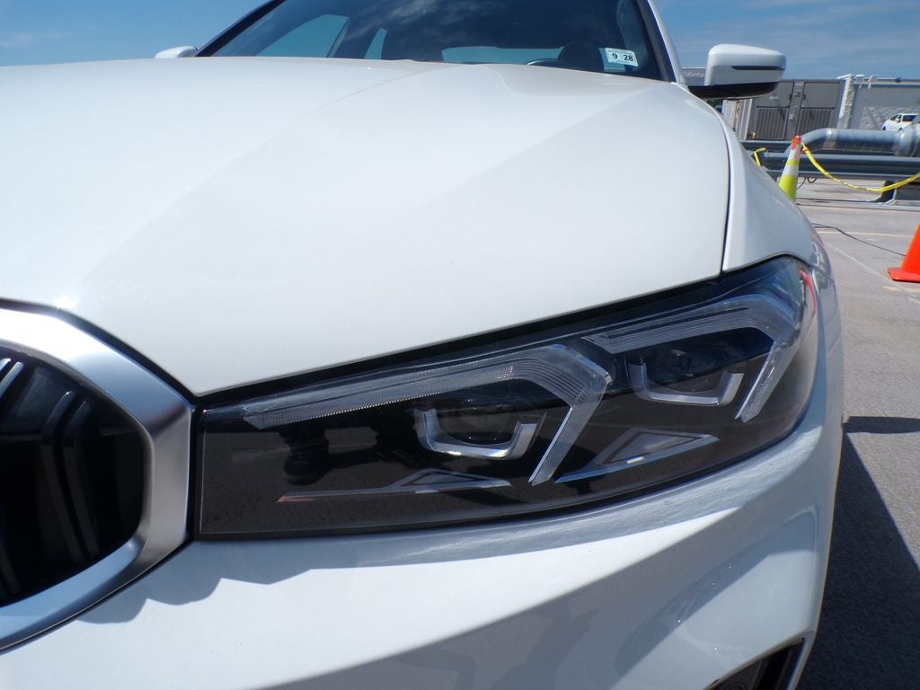 2023 BMW 3 Series 330i xDrive