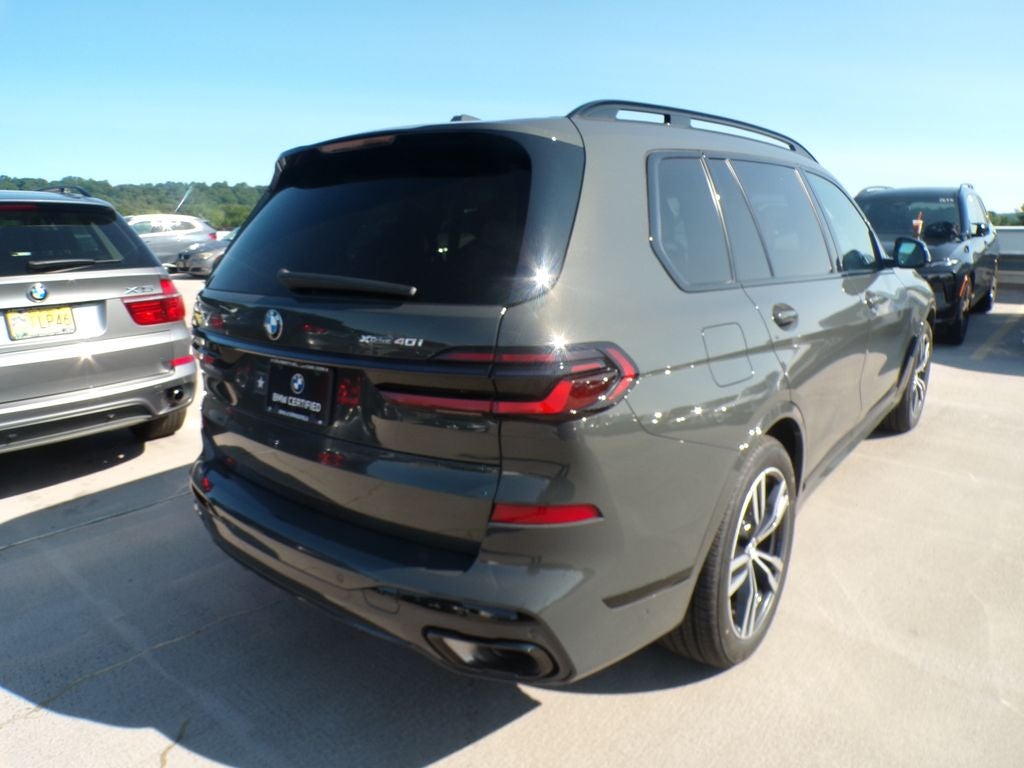 2025 BMW X7 xDrive40i