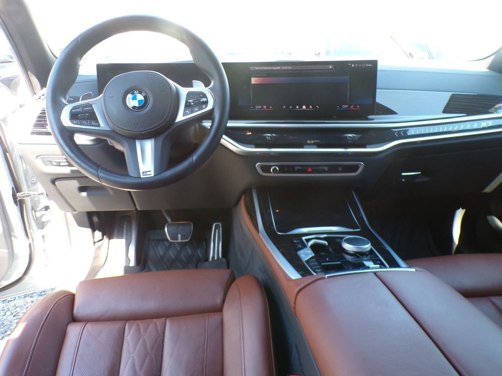 2024 BMW X7 xDrive40i