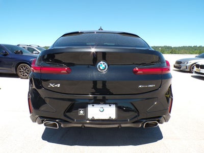2023 BMW X4 xDrive30i