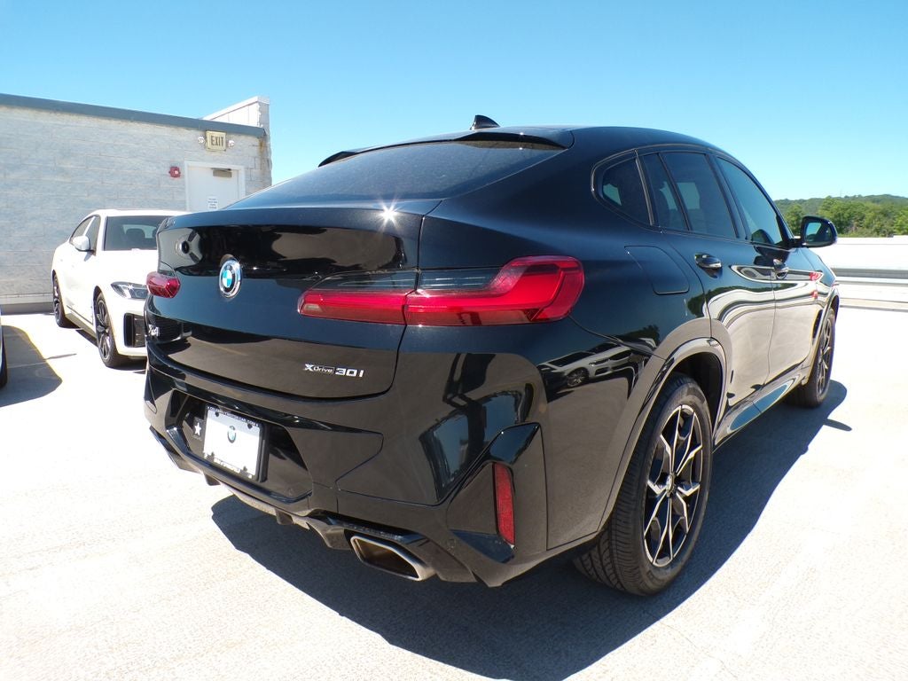 2023 BMW X4 xDrive30i