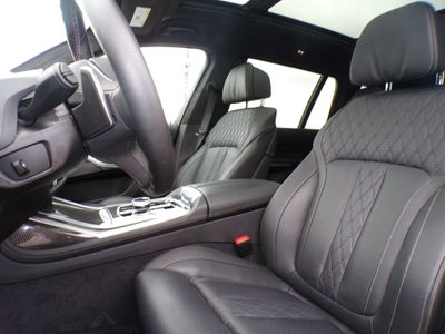 2026 BMW X7 M60i