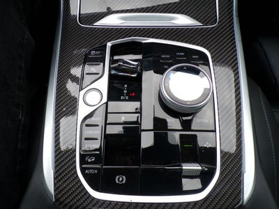 2026 BMW X7 M60i