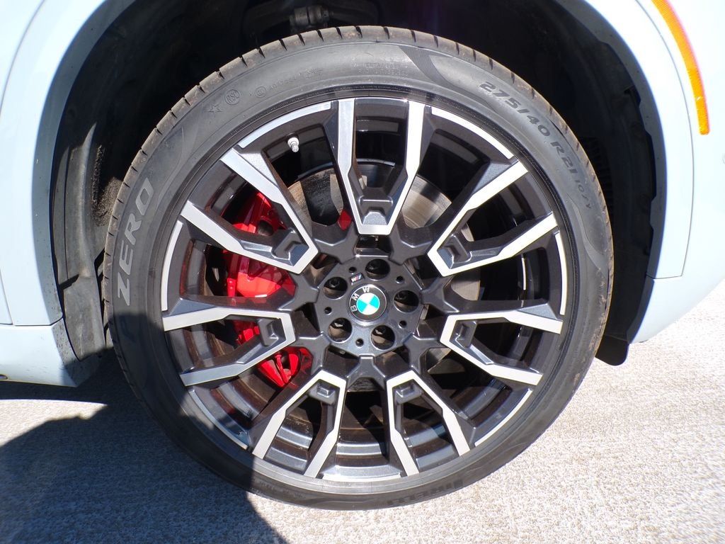 2024 BMW X5 M60i