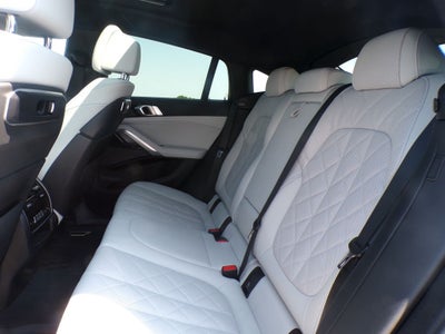 2025 BMW X6 xDrive40i