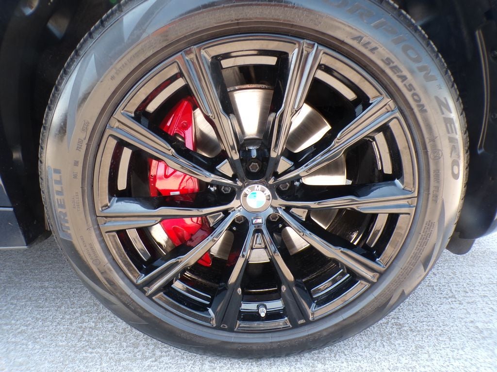 2025 BMW X6 xDrive40i