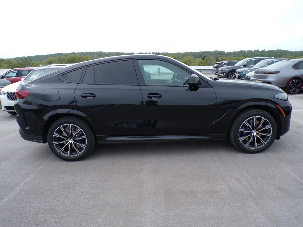 2024 BMW X6 M60i