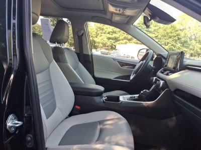2022 Toyota RAV4 Hybrid XLE Premium