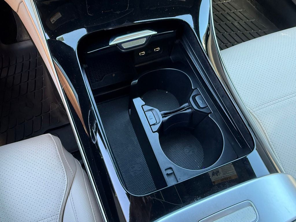 2026 Mercedes-Benz C 300 4MATIC®