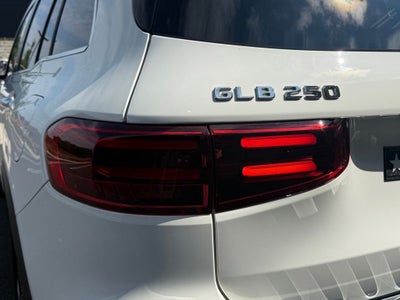 2026 Mercedes-Benz GLB 250 4MATIC®