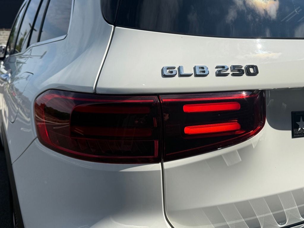 2026 Mercedes-Benz GLB 250 4MATIC®