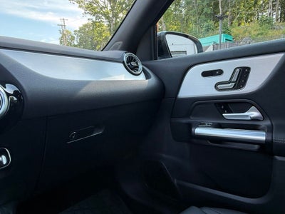 2026 Mercedes-Benz GLA 250 4MATIC®