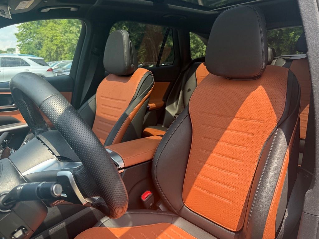 2023 Mercedes-Benz GLC 300 4MATIC®