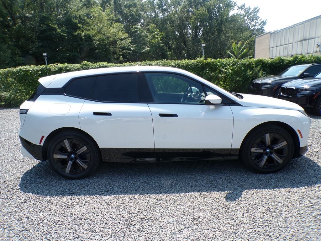 2024 BMW iX xDrive50