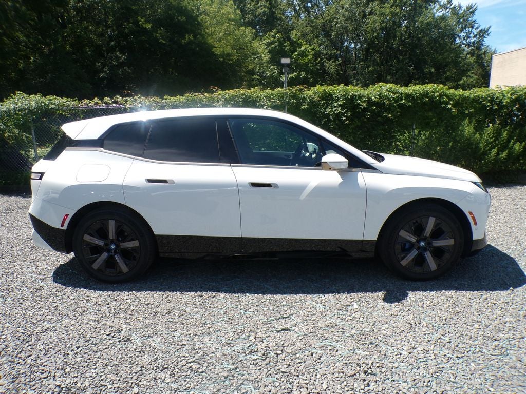 2024 BMW iX xDrive50