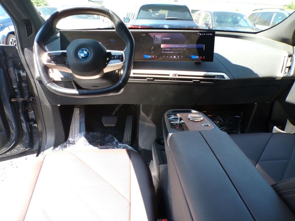 2024 BMW iX xDrive50