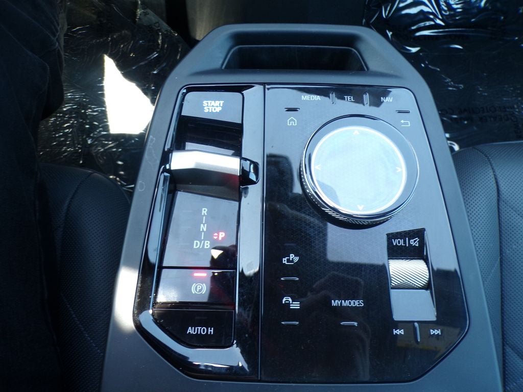 2026 BMW iX xDrive45