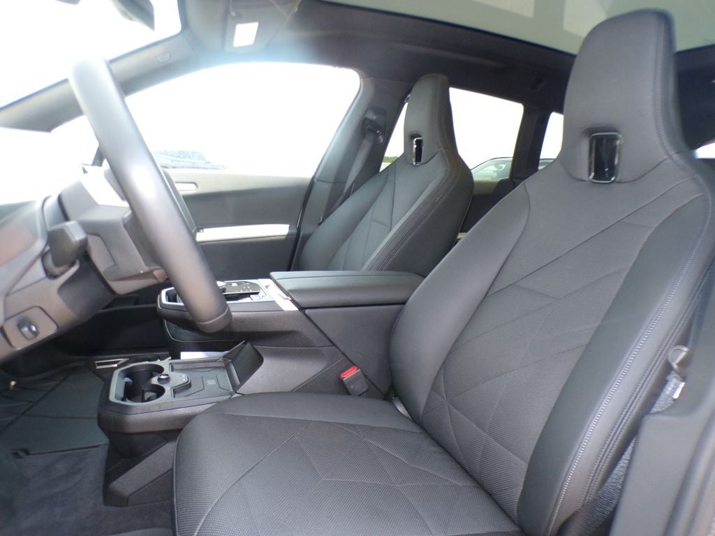 2026 BMW iX xDrive45