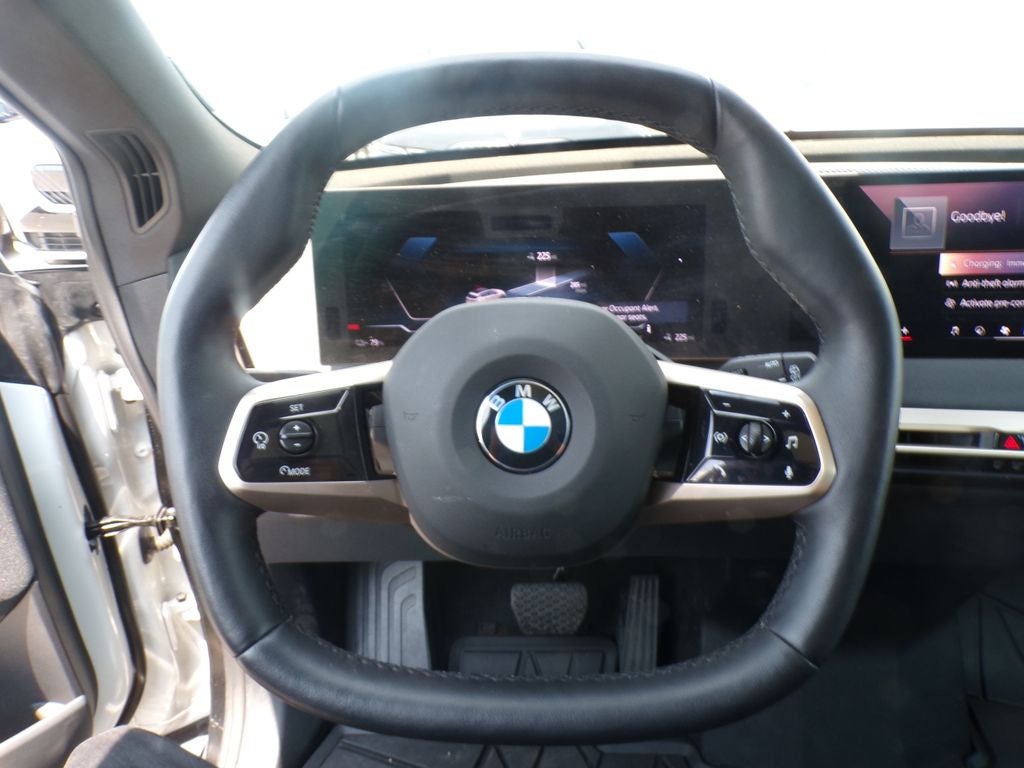 2026 BMW iX xDrive45