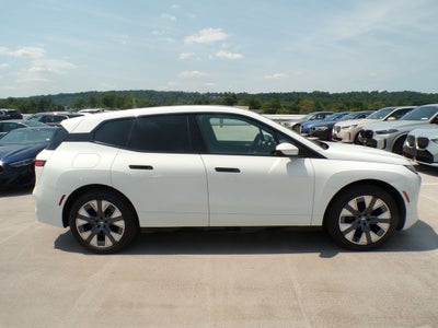 2026 BMW iX xDrive45