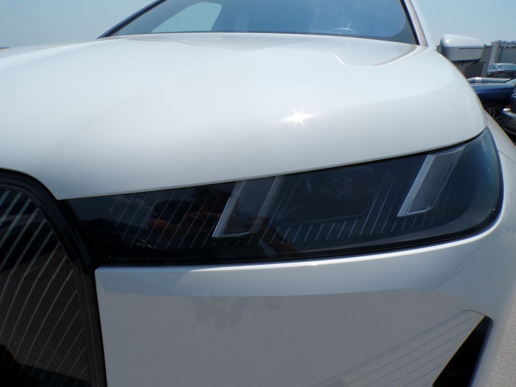 2026 BMW iX xDrive45