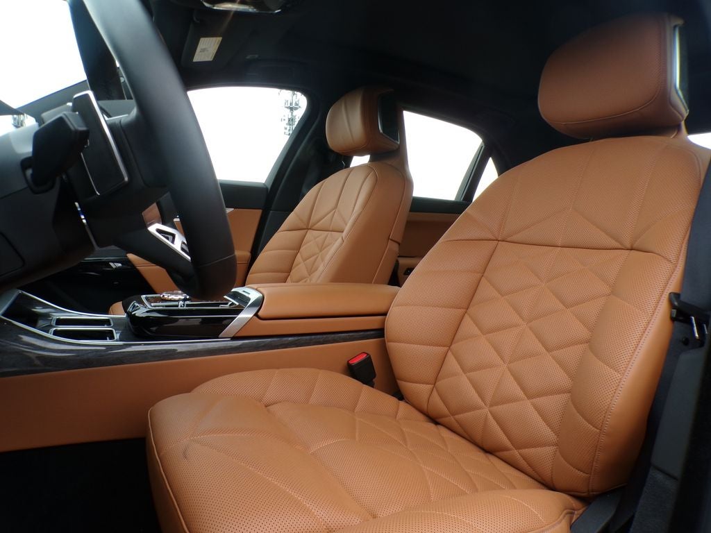 2026 BMW 7 Series 740i xDrive