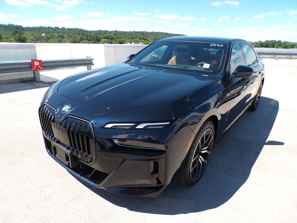 2026 BMW 7 Series 740i xDrive
