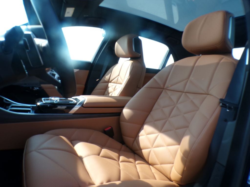 2026 BMW 7 Series 740i xDrive