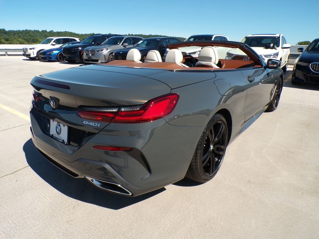 2022 BMW 8 Series 840i
