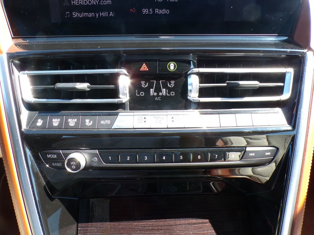 2022 BMW 8 Series 840i