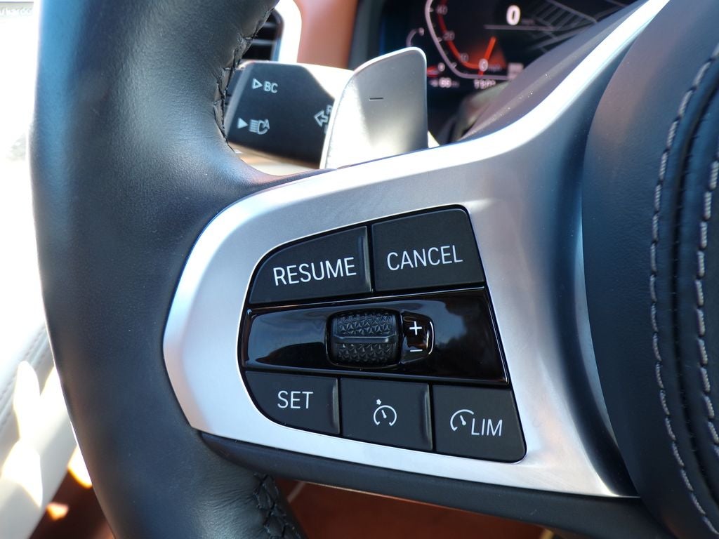 2022 BMW 8 Series 840i