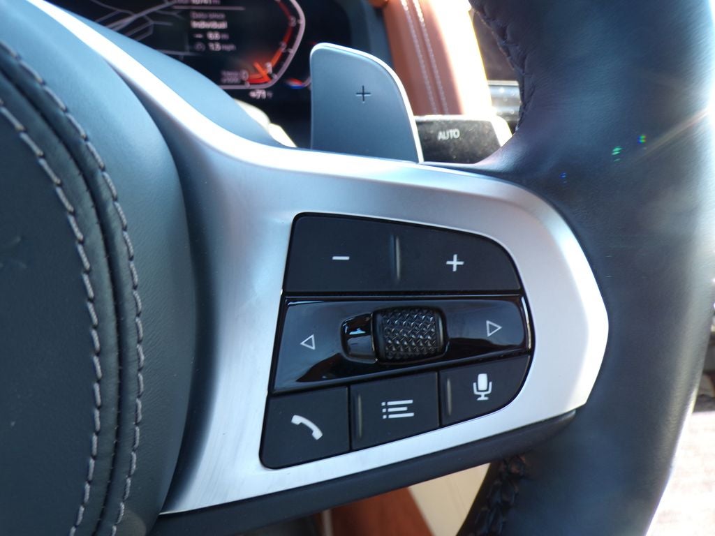 2022 BMW 8 Series 840i
