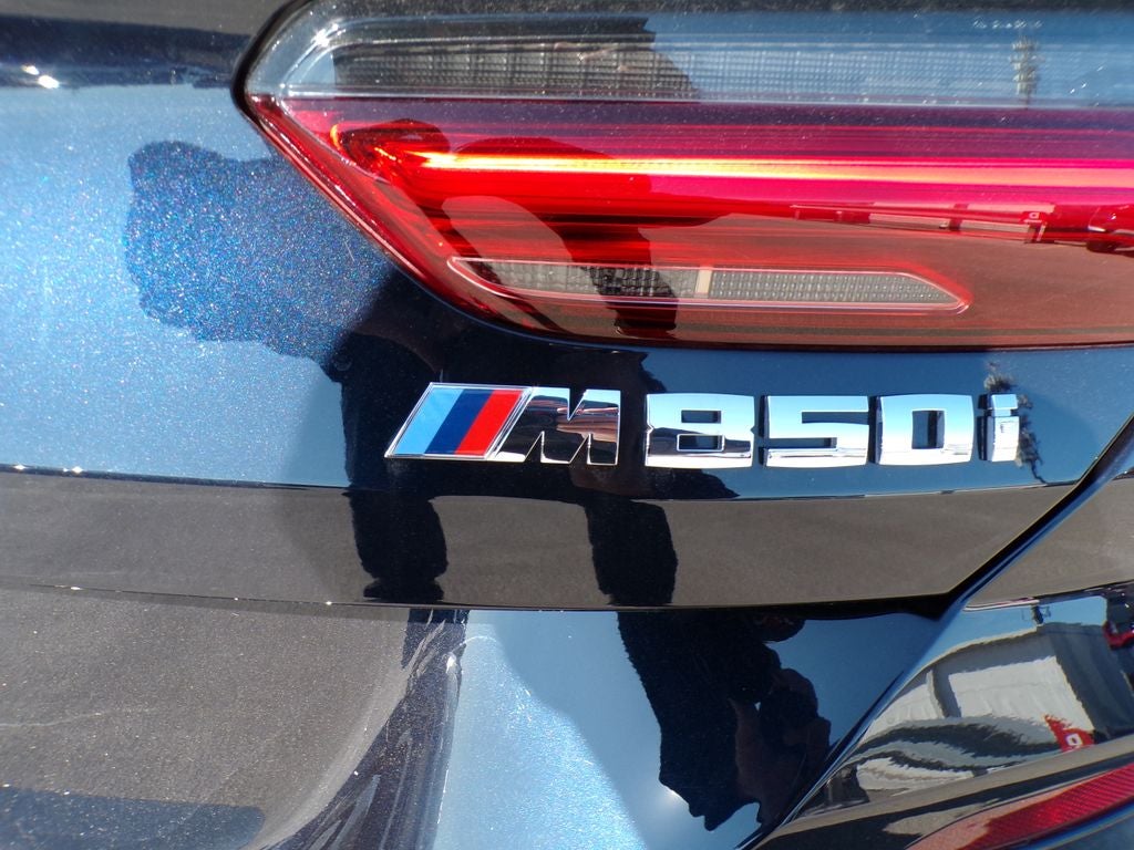 2025 BMW 8 Series M850i xDrive